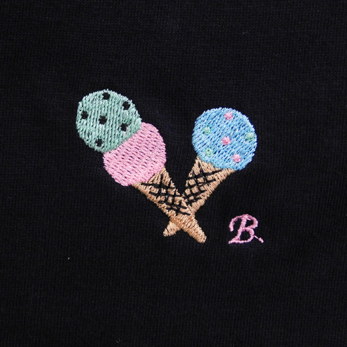 アイスクリームの刺繍りTシャツ 6.2オンス 男女兼用 Tシャツ blatt