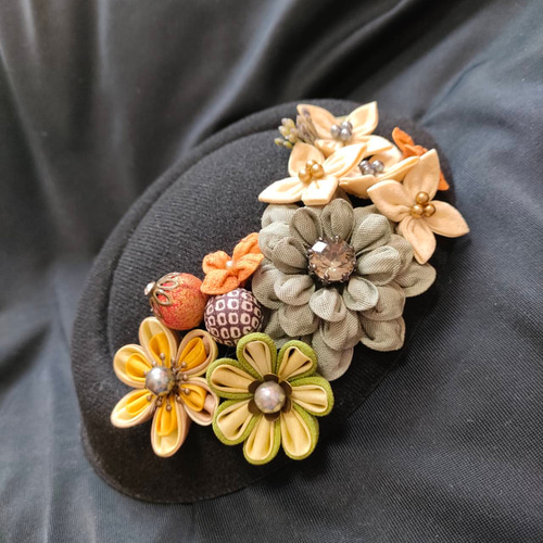 ミニベレーモチーフ ヘッドドレス つまみ細工 成人式 七五三 卒業式 髪