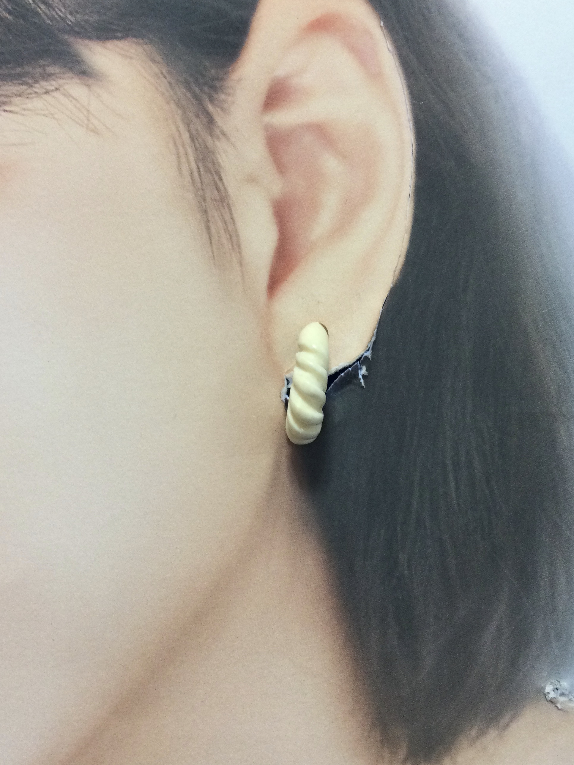 ☆本象牙ピアス（14kgf使用）※A-109