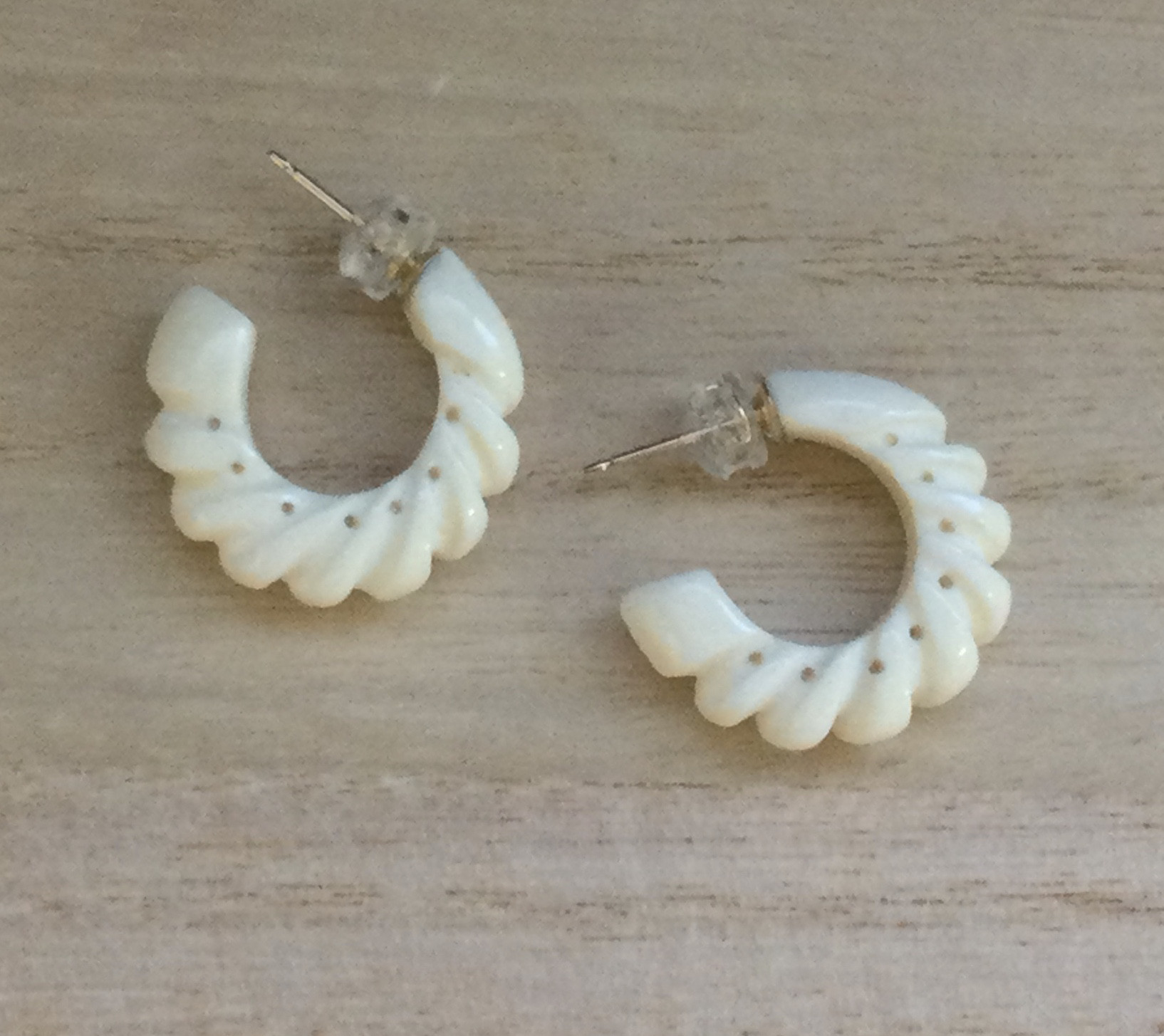 ☆本象牙ピアス（14kgf使用）※A-109