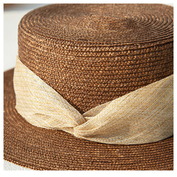 夏の日差しから守る麦わら帽子 フランス風レトロな編み上げフラットトップハット 女性用日よけ帽子 スーパーファインストロー 13枚目の画像
