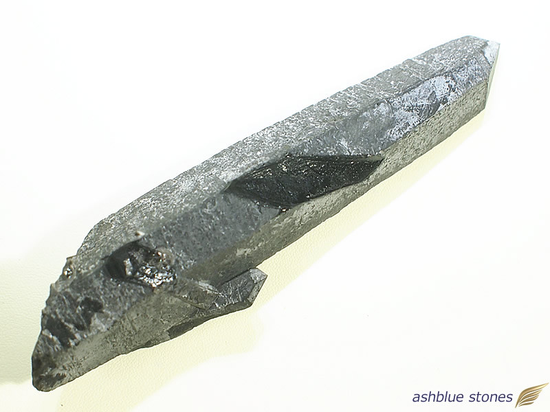 山東省産モリオン(シンギング)【29】108.1g　未研磨 原石 ポイント