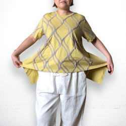 背中で揺れる裾が特徴アミアミフィッシュテールTシャツ綿カットソーLサイズ 8枚目の画像
