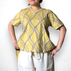 背中で揺れる裾が特徴アミアミフィッシュテールTシャツ綿カットソーLサイズ 16枚目の画像