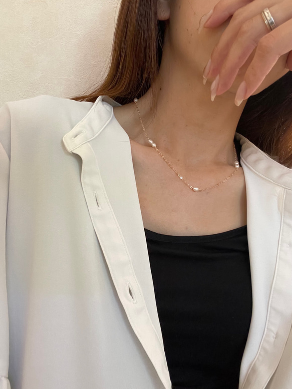 【ネックレス】14kgf 煌めく艶の淡水パールネックレス /シンプル/重ね付け/夏/dot Pearl necklace 2枚目の画像
