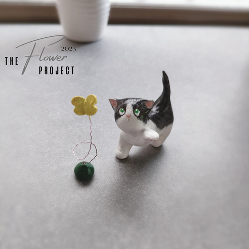 ねこ 粘土 人形 ミニチュア 置物 オブジェ 立体・オブジェ THE Flower