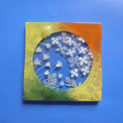 【丸窓】GLASS白灰釉mini絵画　スタンド付き　インテリア　野の花　一点物 3枚目の画像