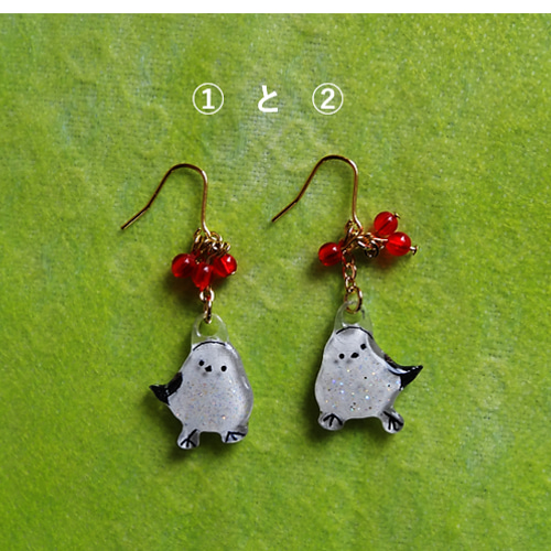 シマエナガと赤い実のピアス◇◇~組み合わせ自在~◇◇ ピアス シマエナガと赤い実のピアス◇◇~組み合わせ自在~◇◇ ピアス