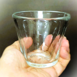 小さなシンプルグラス　～ペルシャの手吹きガラス～ 5枚目の画像