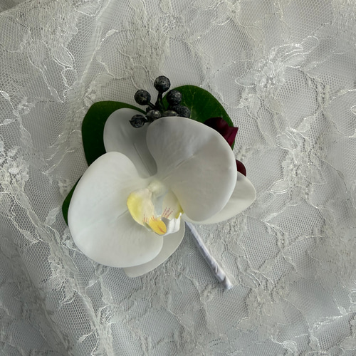 胡蝶蘭♡カラー♡ワインレッドのシックなウェディングブーケ