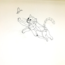 猫と 蝶々　ワイヤーアート　ワイヤークラフト 猫　立体　自立型