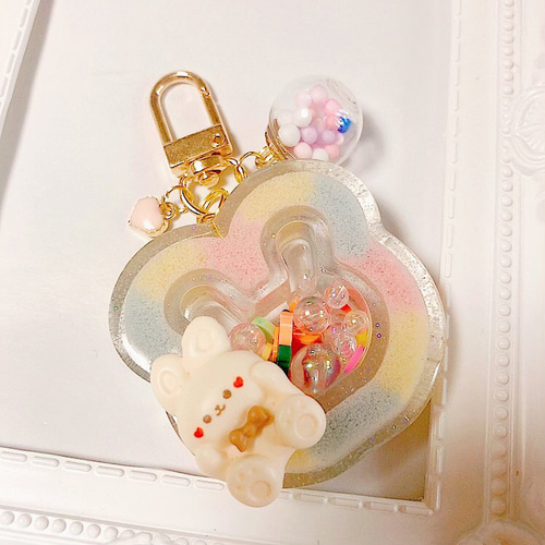 ♡バレンタイン♡うさぎ　レジンキーホルダー他　計6点 ♡バレンタイン♡うさぎ レジンキーホルダー他 計6点
