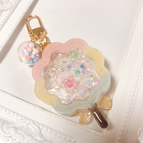 ハンドメイド イメカラシャカシャカキーホルダー （ふわふわ