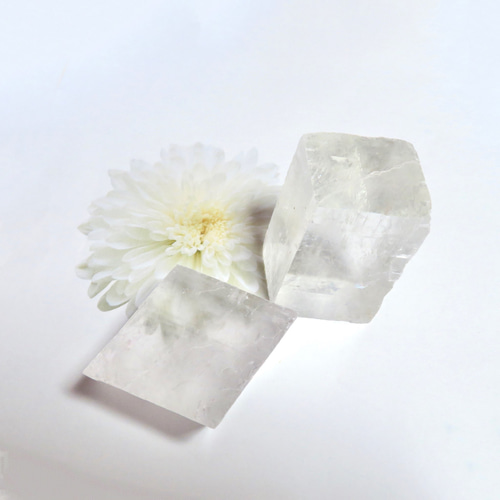 カルサイト　砂糖菓子みたい。 美しい鉱物標本】砂糖菓子のようなカルサイト／2点セット その他