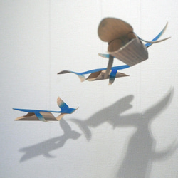 親子クジラのモビール　青のグラデーション仕上げ　海　木製 7枚目の画像