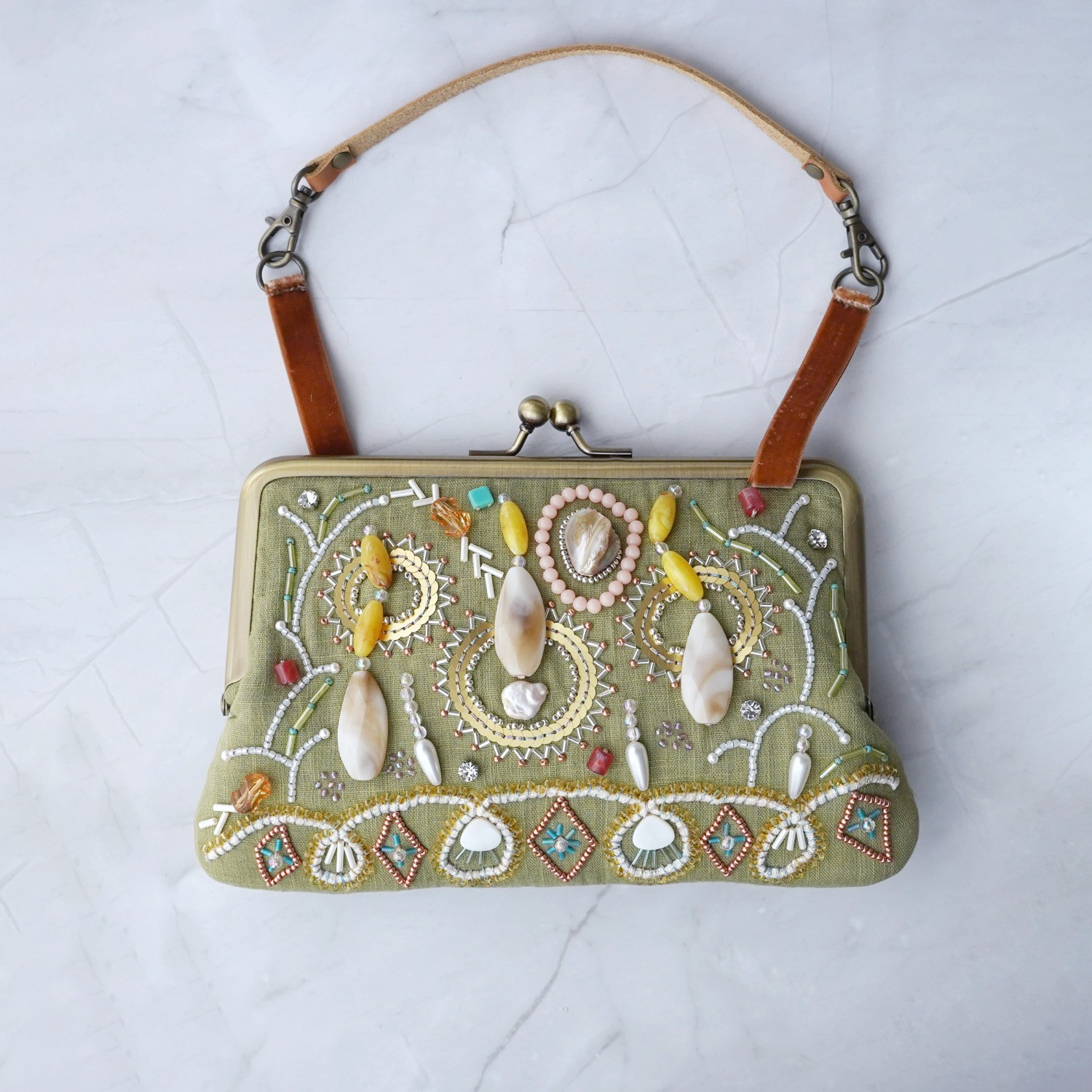 持ち手付きがま口 No.1 グリーン ガーゼ 通帳サイズ マチなし ミニバッグ パスポート用