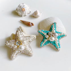 ヒトデのキラキラ夏刺繍ブローチ（ターコイズブルー）⭐︎夏の贈り物に　海のいきものブローチ 4枚目の画像