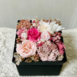 プリザーブドフラワー♡羊さんのウッドジョッパーズアレンジ プリザーブドフラワー♡羊さんのウッドジョッパーズアレンジ