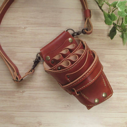 手縫い ヌメ革 シザーケース (手染め茶色) 6丁差し 革ベルト付き SCL