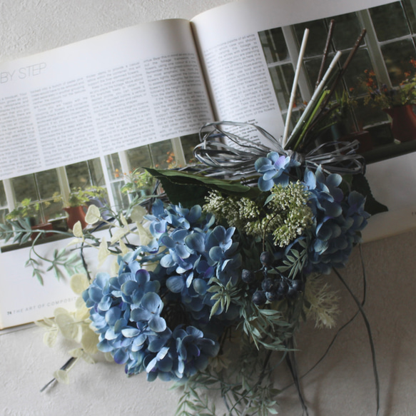スワッグ　ブルー紫陽花　アーティシャルフラワー　造花　結婚式　ウエルカムボード　ナチュラル　実　 1枚目の画像