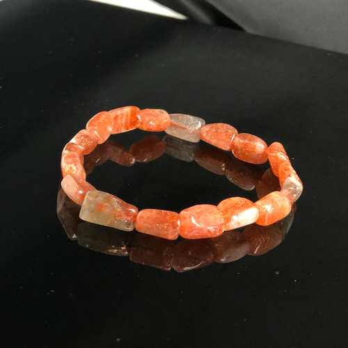 きらきら金艶「太陽のエネルギー」希少な天然ゴールデンサンストーン