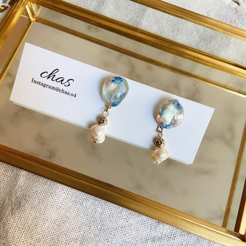 淡水パールが揺れるブルーシェルレジンピアス イヤリング ピアス