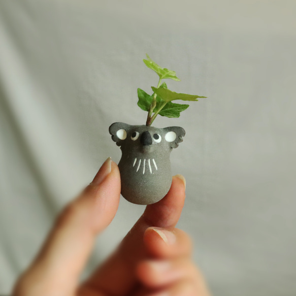 小粒豆コアラ / グレー　花器 一輪挿し 4枚目の画像