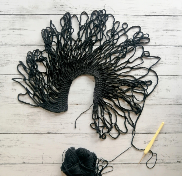 かなり大きいネットバッグ　手編み　黒　コットン　かぎ針編み 6枚目の画像