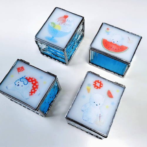 ステンドグラス 小物入れ 「白くまの夏休み☆ミニBOX」 フリーボックス