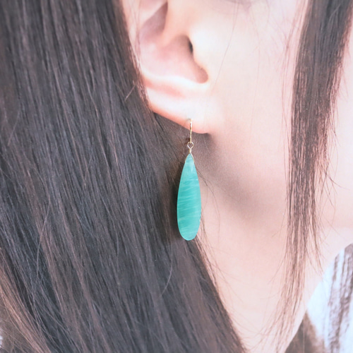 半額SALE・残1】大粒 極上 アマゾナイト AAA 14kgf 花緑青色のピアス