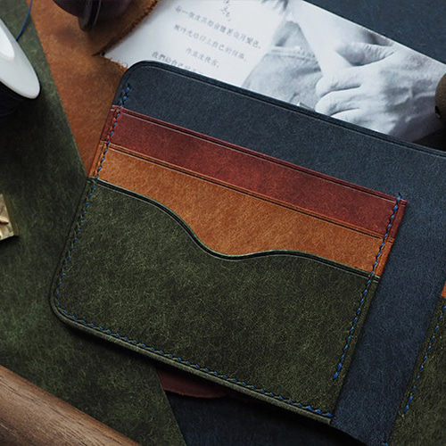 ハンドメイド本牛革二つ折り財布 手作り牛革二つ折り財布 本革の手縫い 名入れ可 カラーが選べる