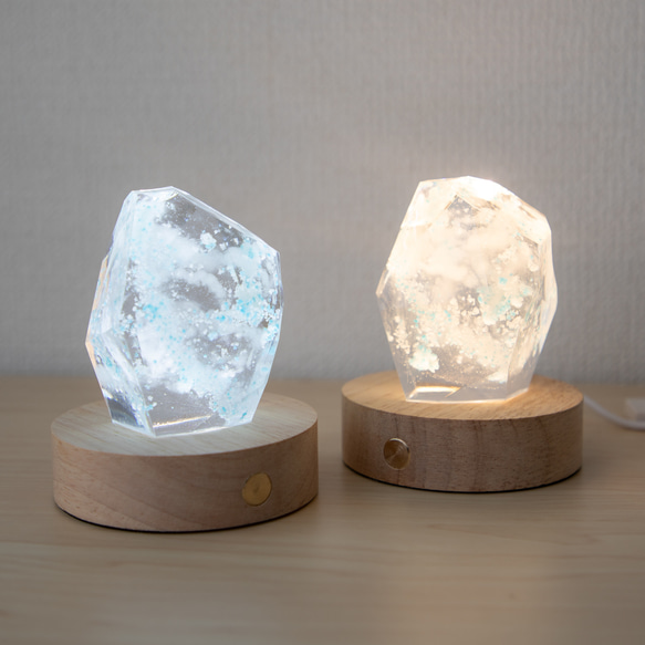 レジン立体作品ディスプレイ用LED台座(暖色/寒色)単品販売 USB給電式 バッテリー搭載 無段階調光可 6枚目の画像