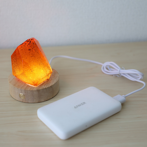 レジン立体作品ディスプレイ用LED台座(暖色/寒色)単品販売 USB給電式 バッテリー搭載 無段階調光可 7枚目の画像