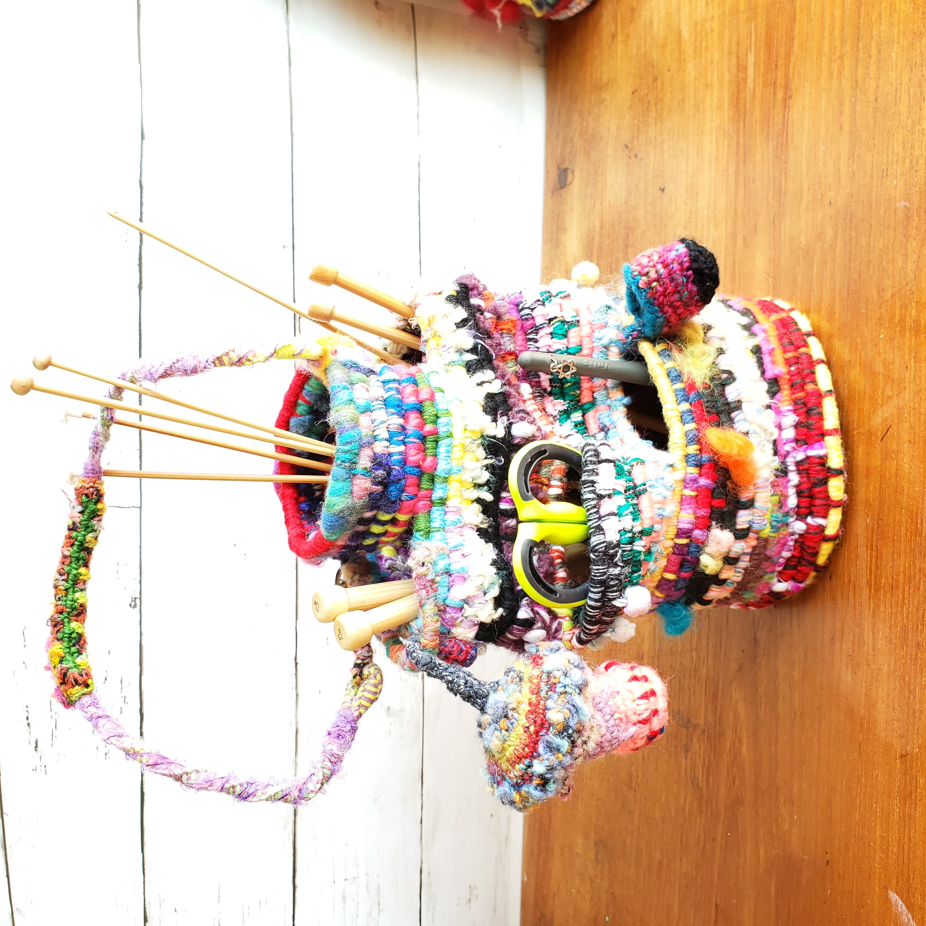 ぺのむしタワー コイルバスケット　道具入れ　インテリア