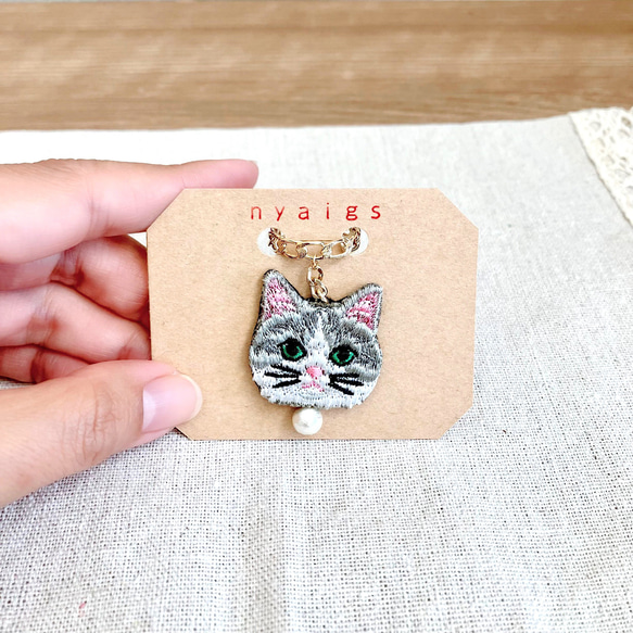 揺れる猫さん刺繍とパールのリング✩.*˚ 1枚目の画像