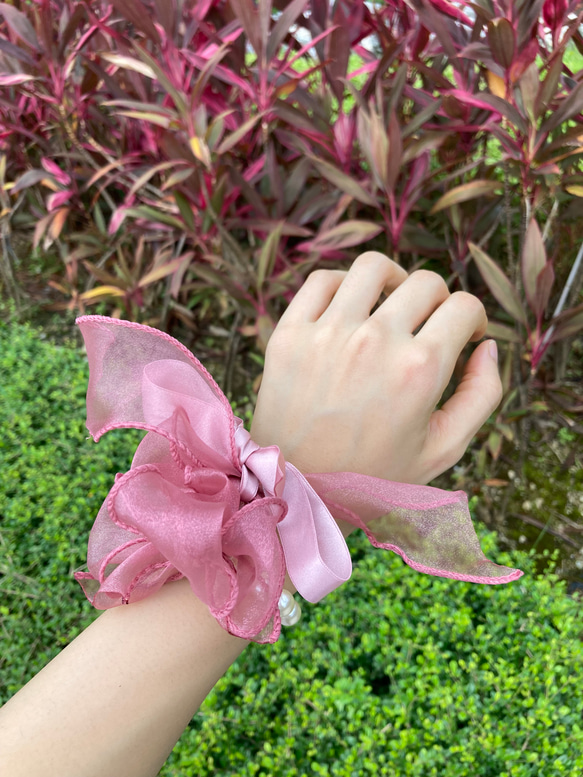 粉紅色系 珍珠 花型 蝴蝶結 超小 髮圈 第2張的照片