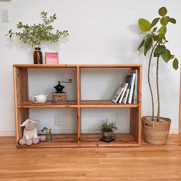 【全ての角が丸い】 木製　本棚　十字型　収納棚 カラーボックス　飾り棚　絵本棚　シェルフ　杉材（四升）サイズオーダー可 カウンター　手元隠しカウンター K2440340673(18720円)