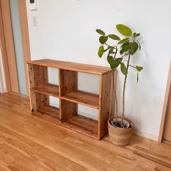 【全ての角が丸い】 木製　本棚　十字型　収納棚 カラーボックス　飾り棚　絵本棚　シェルフ　杉材（四升）サイズオーダー可 カウンター　手元隠しカウンター K2440340673(18720円)