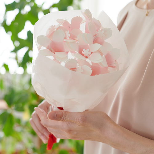 花束を手に 桜の花束になるメッセージカード Hana-kotoba Kit【プチブーケ】和（10