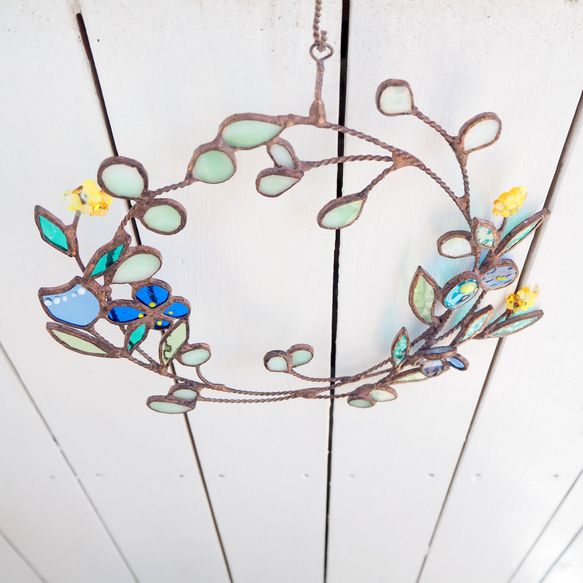 ステンドグラスの夏の花束リース 7枚目の画像