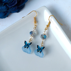 耳飾り 青の花と蝶 〈 イヤリング , ピアス 〉 8枚目の画像