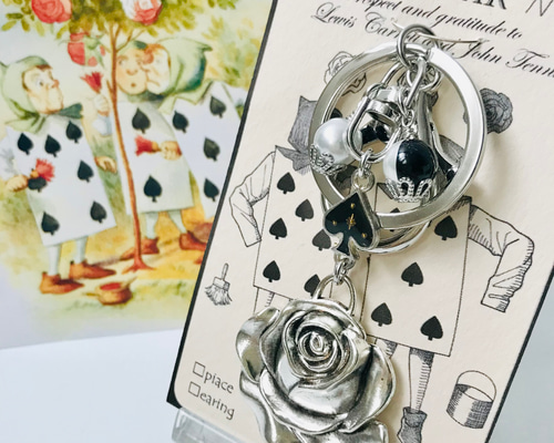 SHU アリス　クリアファイル　はがき　キーホルダー　トランプ　スプーン　レア品 Amazon.co.jp: SHU アリス クリアファイル はがき キーホルダー