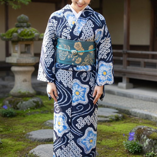 ◇現代 有松鳴海絞 浴衣◇【濃紺 水色 黄】優しい桔梗に黄色が幻想的な