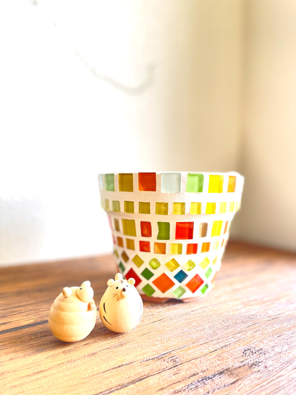 アグラオネマレッドゴールド◇観葉植物◇鉢付き◇4号◇鉢のみ販売可◇タイル鉢◇モザイクタイル◇オリジナル作品 8枚目の画像