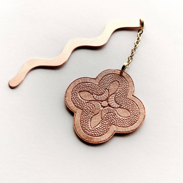 雕花系列-四葉草手雕書籤-Wood sorrel shape carve patterns 第5張的照片