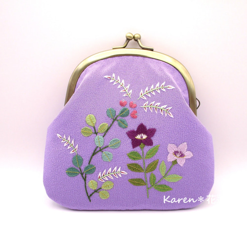 Poppyのがま口ポーチ　手刺繍　ウール刺繍　ハンドメイド Poppyのがま口ポーチ手刺繍ウール刺繍ハンドメイド