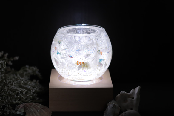 「カクレクマノミたちの水晶の海の世界」キャンドルホルダー&LEDキャンドルセット＊プリザーブドフラワー＊水晶 19枚目の画像