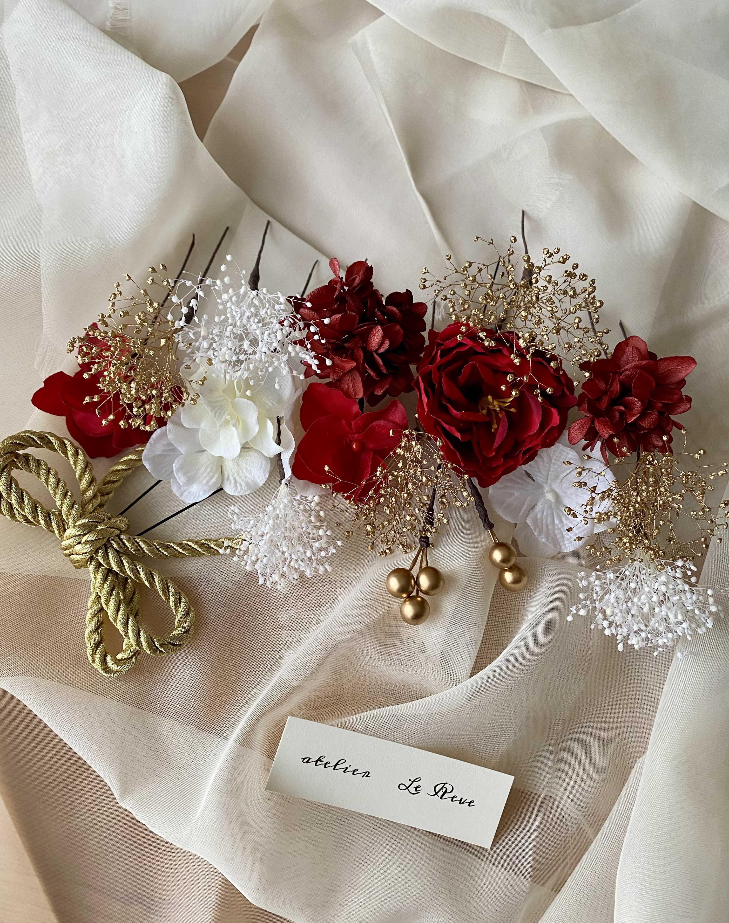 オールドローズレッド　髪飾り　成人式　卒業式　結婚式　振袖　袴　色打掛　和装　胡蝶蘭　赤　紅白　成人式髪飾り