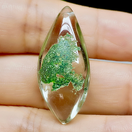 80/20クロス 【高品質】 ガーデンクォーツ 庭園水晶 幽霊水晶