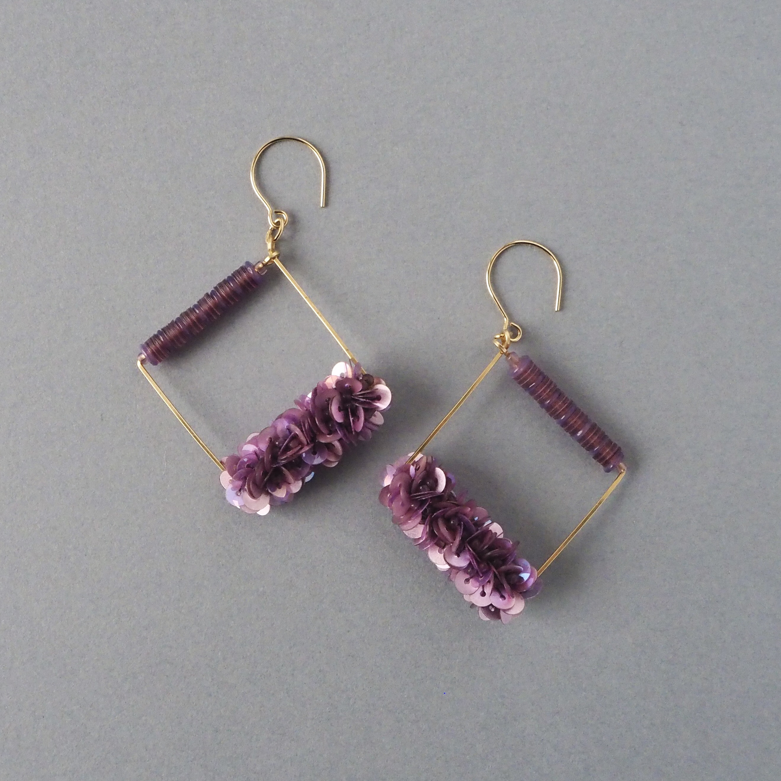 オートクチュール刺繍▫️Rhombus ピアス #ER2202 PURPLE / 刺繍ピアス 14kgf